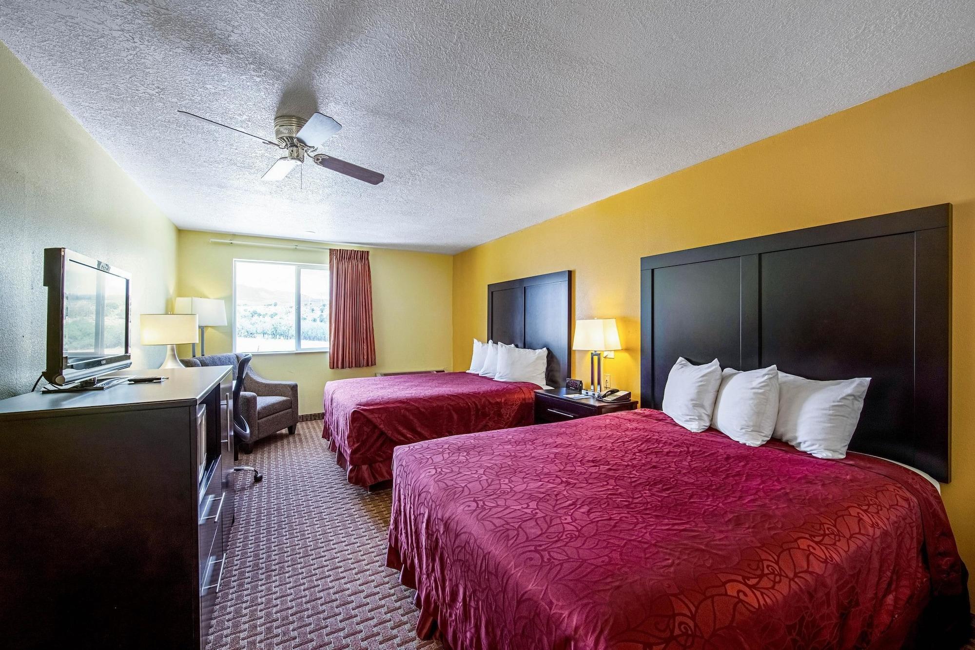 Rodeway Inn & Suites Monticello Exterior foto